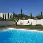 Location Silvis Dans La Propriete Elaia Villa