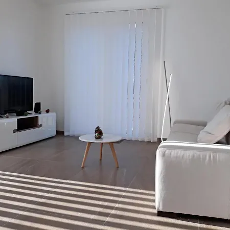 Location Silvis Dans La Propriete Elaia Villa Tourouzelle